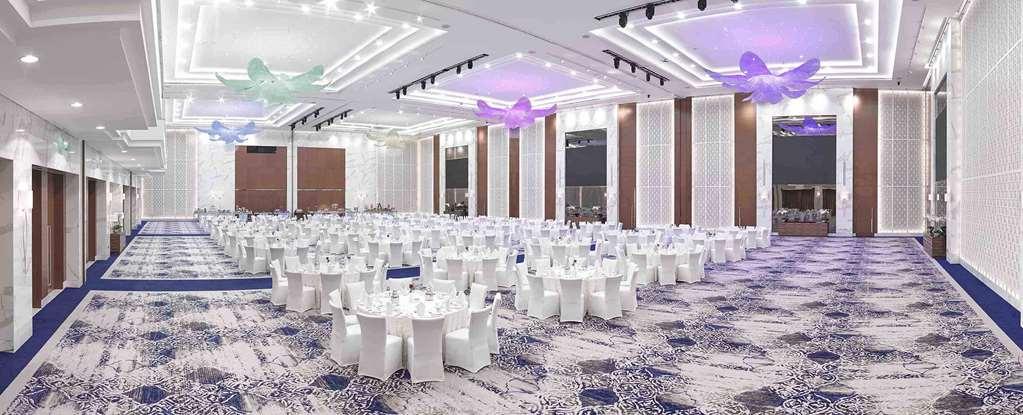Gulf Hotel Bahrain Manama Kemudahan gambar